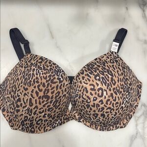 NWT Victoria's Secret 32 DD "Super Push"  Leopard Print Bra with Black Straps